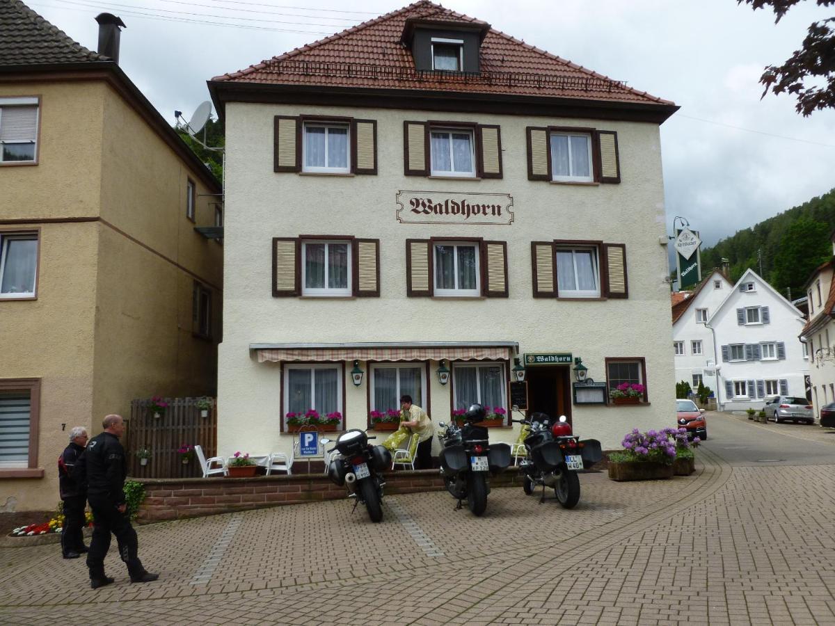 Gasthaus Waldhorn Бад-Тайнах-Цафельштайн Екстер'єр фото