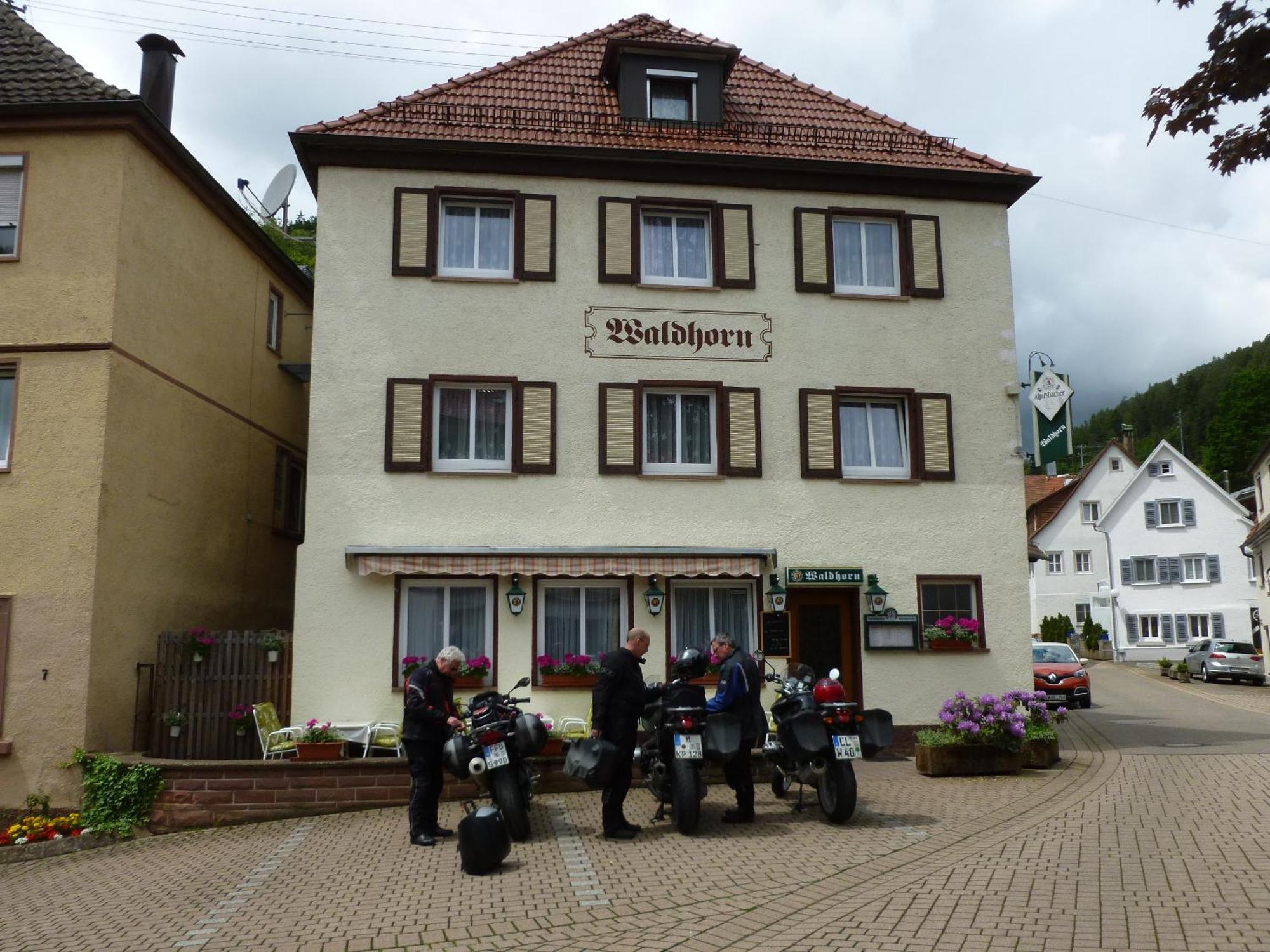 Gasthaus Waldhorn Бад-Тайнах-Цафельштайн Екстер'єр фото